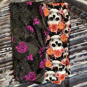 2 pairs lularoe Halloween leggings